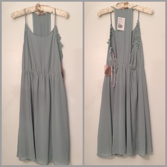 ❌CLEARANCE❌ Forever 21 Chiffon dress, NWT - Picture 2 of 8